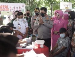 Kapolda Sulsel Canangkan Vaksinasi Anak di Bone