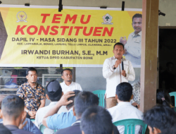 Warga Ajangale Lamuru Keluhkan Aspal dan Pupuk ke Ketua DPRD Bone