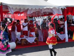 Bupati Bone Lepas Gerak Jalan Indah HUT RI ke-78