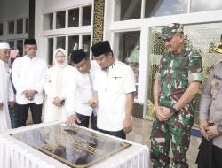 Dampingi Gubernur Sulsel Resmikan Masjid Akbar Lappariaja, Bupati Bone: Mari Makmurkan Masjid