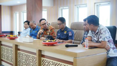 Pelayaran Rakyat Mengeluh Solar Subsidi, Wabup Andi Akmal Janji Perjuangkan ke Pusat