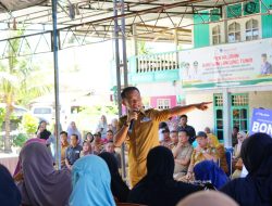 Petani Tersenyum, Bupati Bone Salurkan BLT Tembakau dan Ajak Tanam Buah serta Sayur