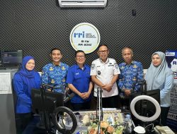 Dialog Interaktif di RRI Bone, Wabup Andi Akmal Paparkan Arah Kebijakan 5 Tahun ke Depan: Mandiri, Berkeadilan, dan Berkelanjutan