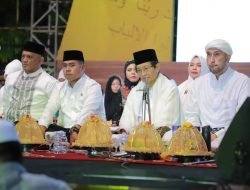 Bupati Wajo Andi Rosman-Wakil dr Baso Rahmanuddin Berurai Air Mata Saat Ikuti As’adiyah Bersalawat