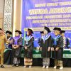 Wujud Kepedulian Pendidikan, Bupati Bone Hadiahi Bantuan untuk Mahasiswa Berprestasi dan Kurang Mampu di Wisuda Angkatan V Unim Bone.